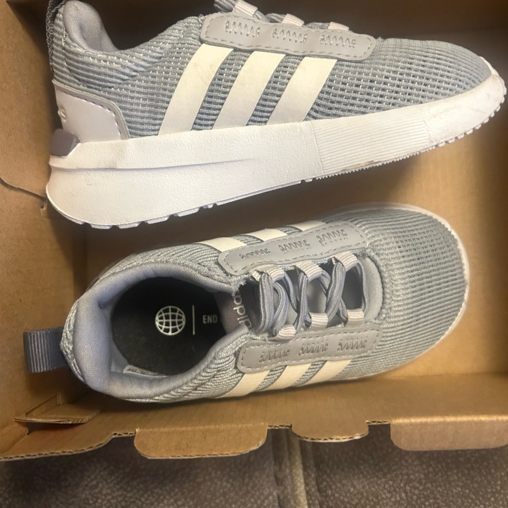 Grey toddler size 6k ADIDAS never been worn